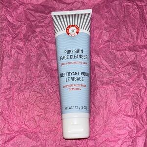 First Aid Beauty Pure Skin Face Cleanser  NWT